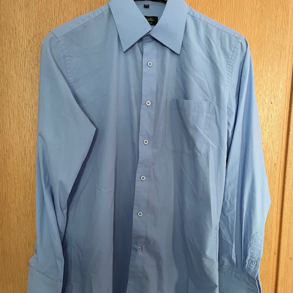 Amanti Long Sleeve Button-up